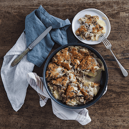 Teglia di patate, funghi e mozzarella