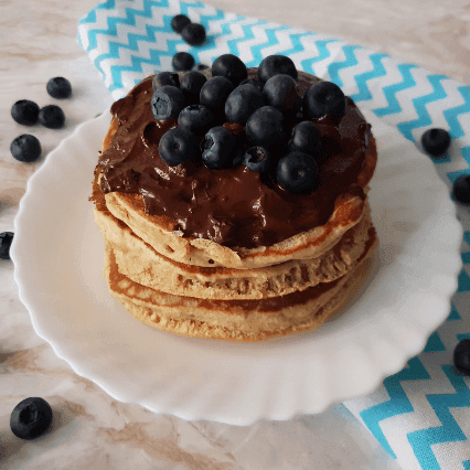 Pancake cioccolato e mirtilli