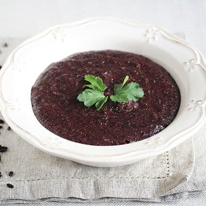 Crema di risotto con nero di seppia