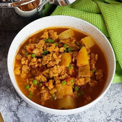Spezzatino vegan, patate e piselli