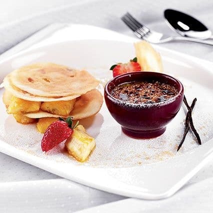 Crema gratinata al profumo di vaniglia con millefoglie di banana
