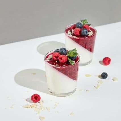 Frullato mirtillo, lampone, yogurt e avena